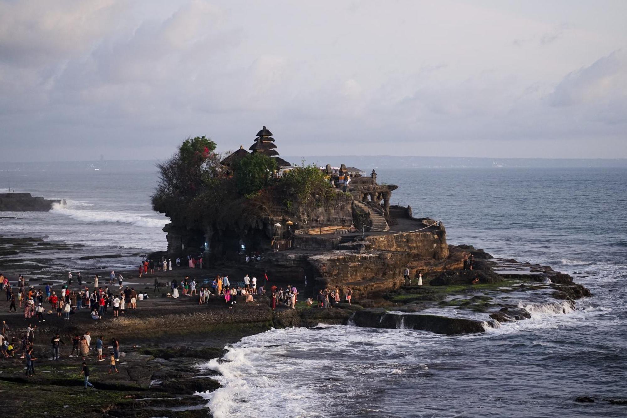 Shore Amora Canggu Hotel Exterior photo